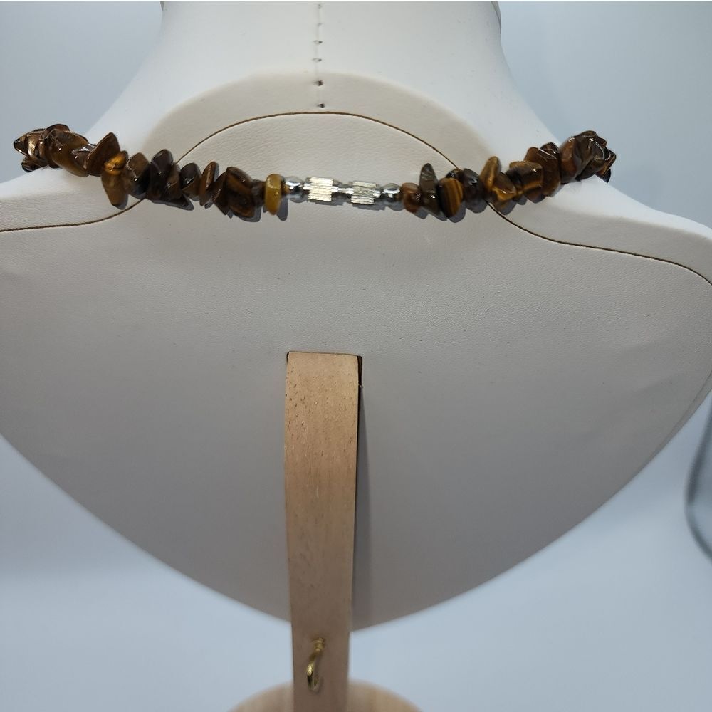 Natural Tiger Eye Stone Necklace Pendant Beaded 16 in Silver Tone Screw Clasp - Picture 6 of 6
